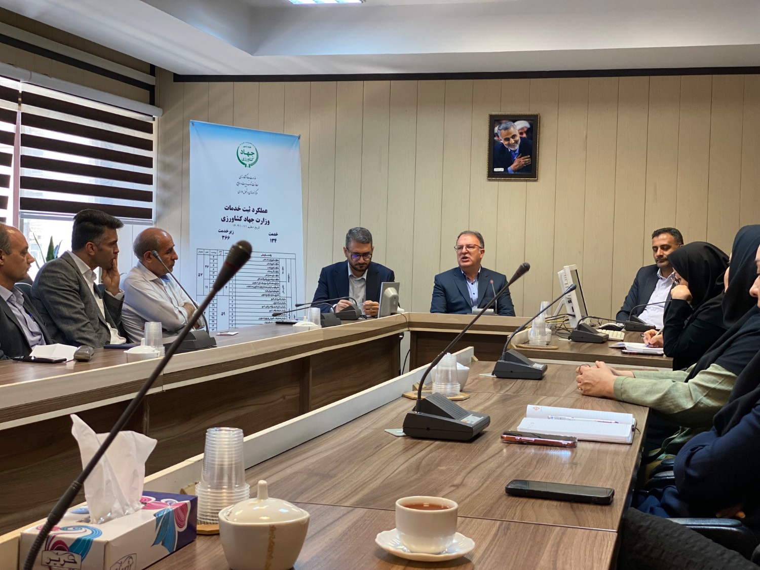 برگزاری نشست صمیمی رئیس مرکز نوسازی و تحول اداری با کارکنان مرکز